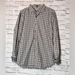 Robert Graham Black and White Casual Button Down Shirt size XL with unique cuff‎
